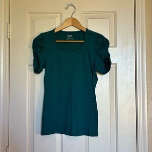 Dressbarn Emerald Green Puff Sleeve Tee